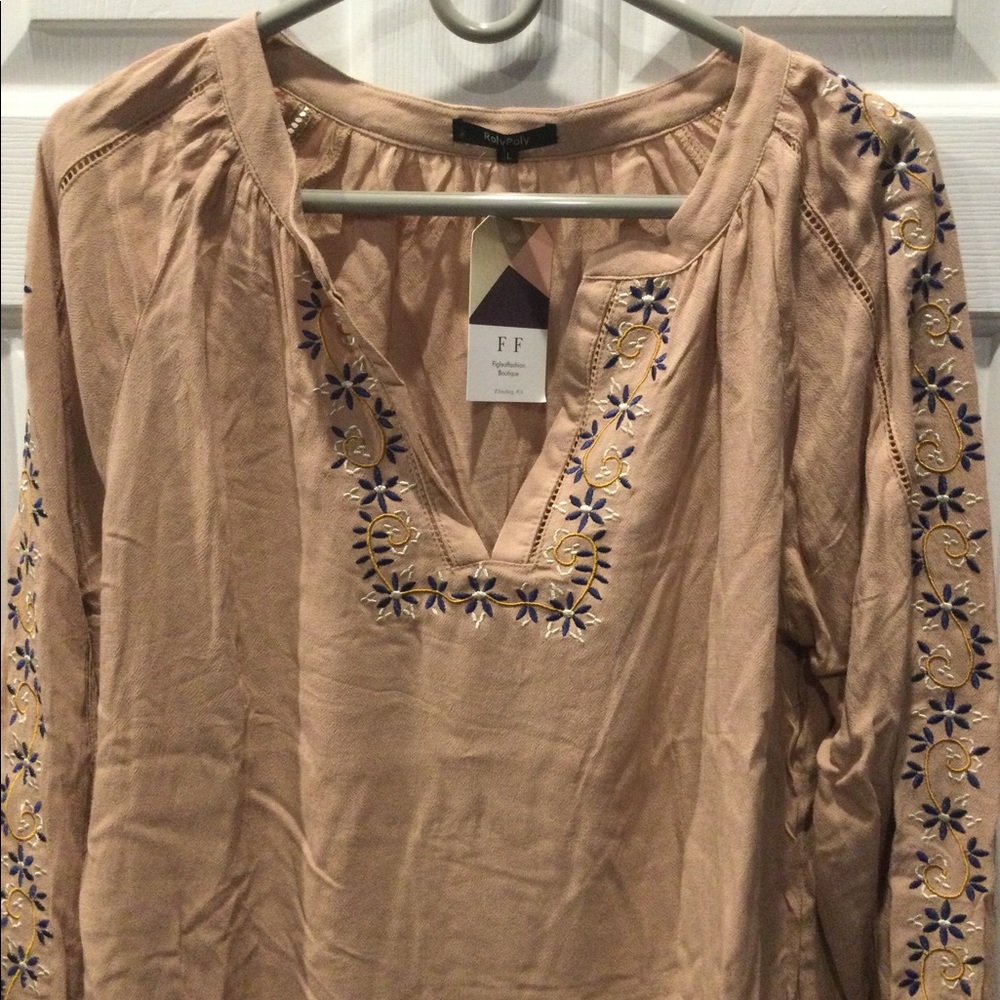 Embroidered Top - Picture 3 of 7